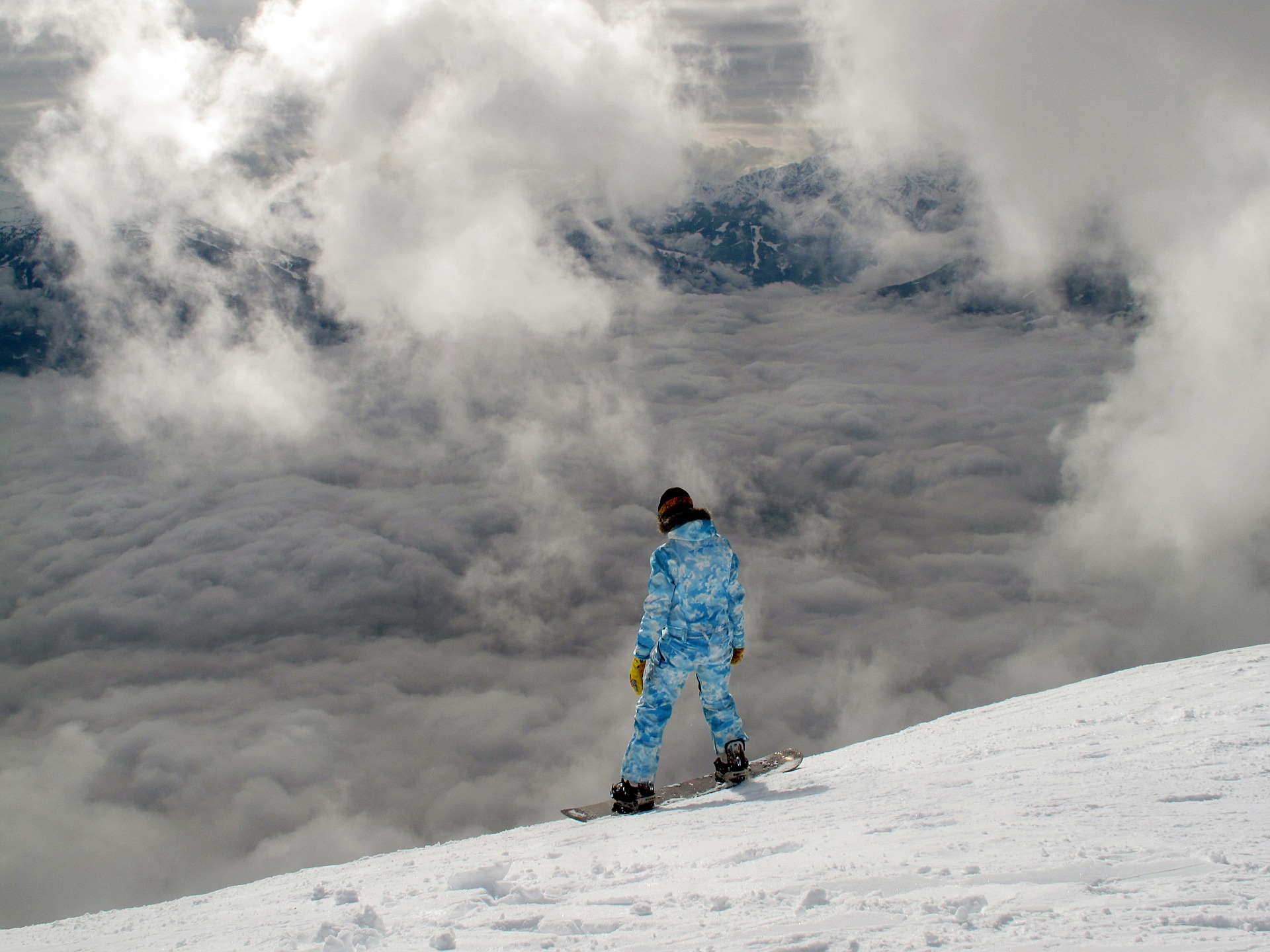 snowboarding-1081887_1920